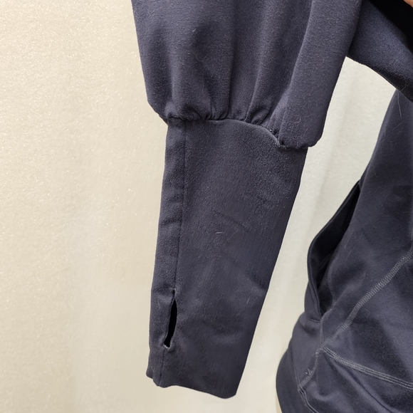 Reebok Running Jacket - Picture 3 of 5